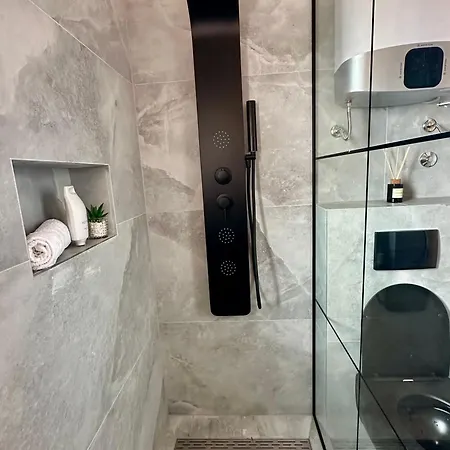 Ivan With Pool Appartement *