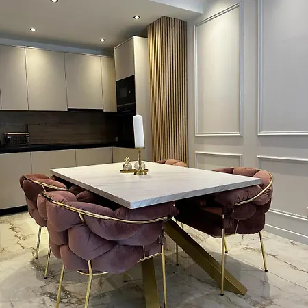 Ivan With Pool * Zagvozd